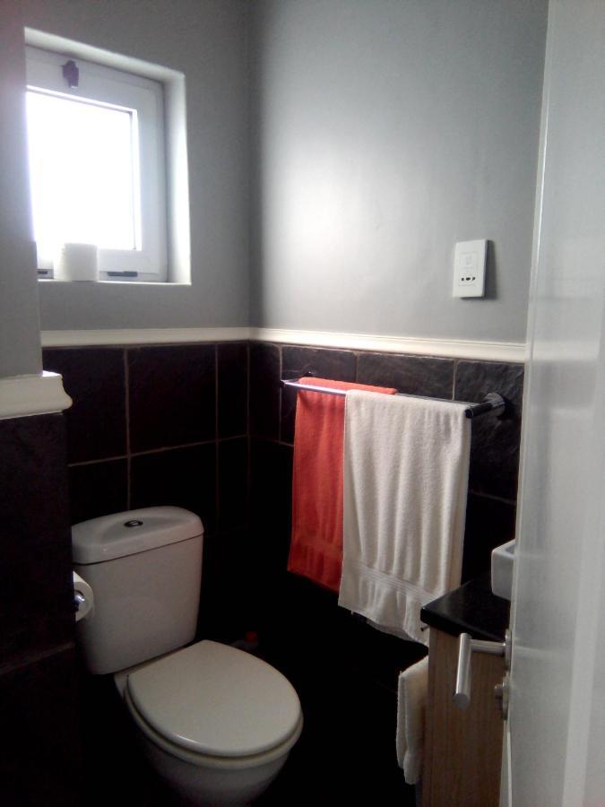 Rose Lodge Fokváros Kültér fotó